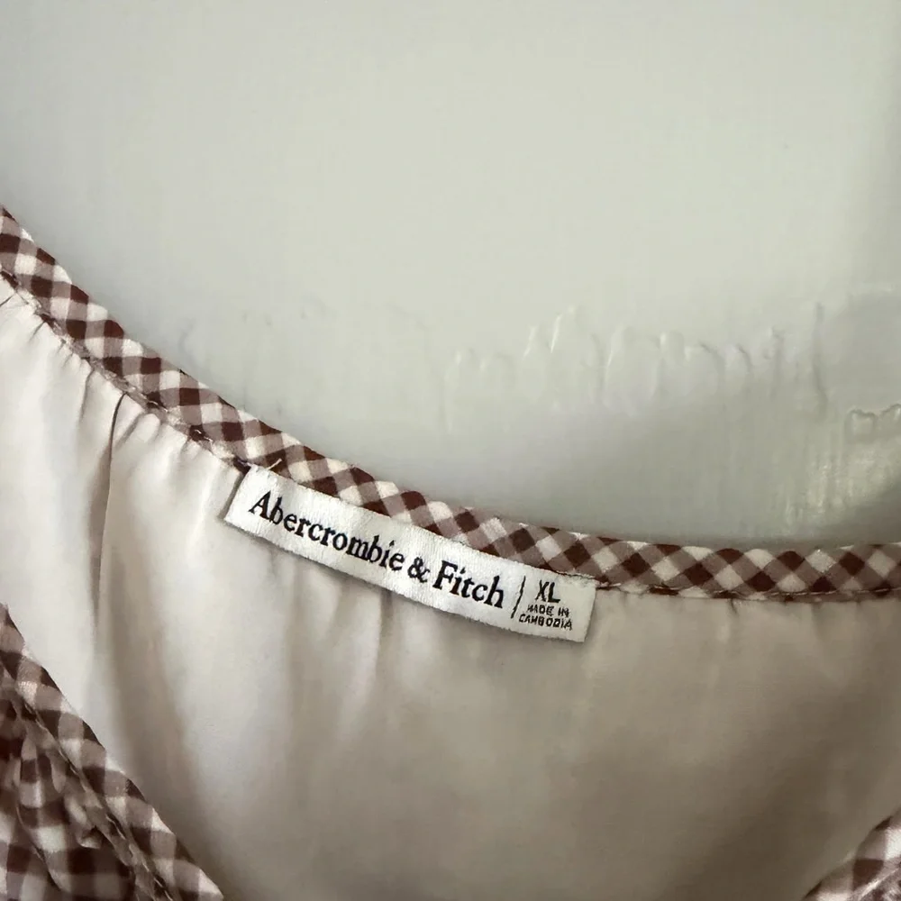Abercrombie Brown Gingham Top - Picture 2 of 4